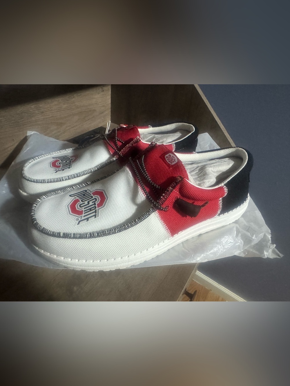 Ohio State mens Casual Canvas Shoes in White and Red